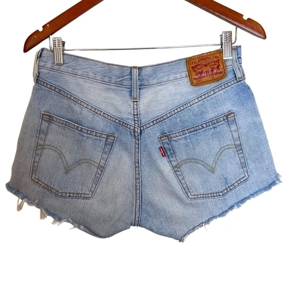 LEVI'S 501 Original Cut Off Denim Shorts - Picture 3 of 13